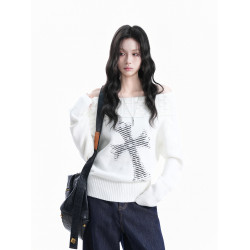 【坐吃山空】韓系輕亞風十字架一字肩針織衫女秋季辣妹修身毛衣潮