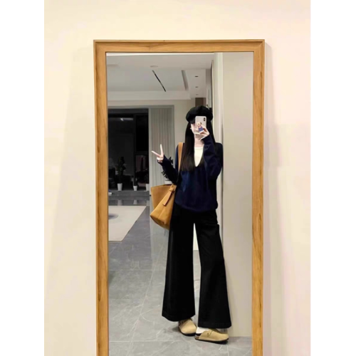 慵懶風軟糯V領藏青色假兩件針織衫女秋冬學院風氣質寬松毛衣上衣