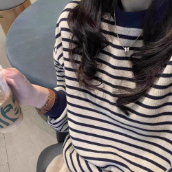 復古條紋長袖圓領衛衣女秋裝2024新款寬鬆設計感休閒毛衣針織上衣