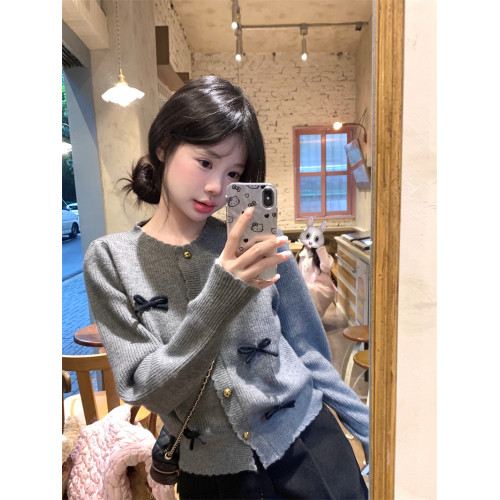 PPHOME立體蝴蝶結圓領毛衣短外套女秋季甜美寬松外搭韓系針織開衫