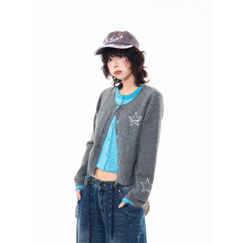 MIKYO 美式復古星星條紋假兩件針織毛衣女早秋撞色慵懶感開衫上衣 MIKYO 美式復古星星條紋假兩件針織毛衣女早秋撞色慵懶感開衫上衣