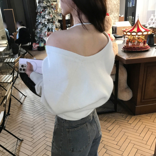 毛針織衫女韓國chic設計感簡約V領輕熟百搭掛脖兩穿一字肩短上衣 毛針織衫女韓國chic設計感簡約V領輕熟百搭掛脖兩穿一字肩短上衣