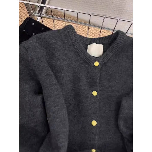 軟糯浣熊絨金釦針織衫開衫秋冬新款韓系溫柔風百搭顯瘦毛衣外套女 軟糯浣熊絨金釦針織衫開衫秋冬新款韓系溫柔風百搭顯瘦毛衣外套女