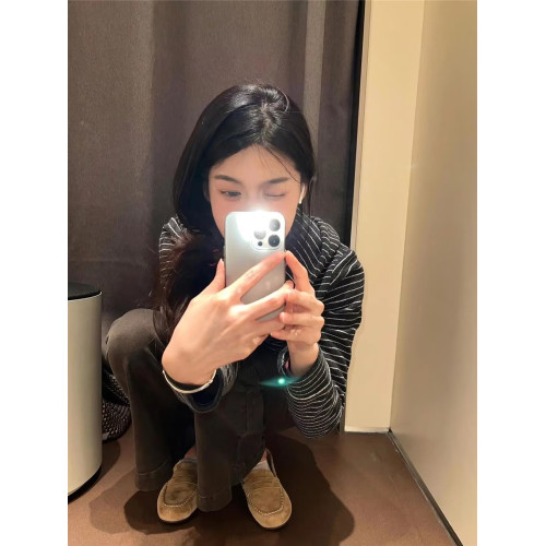 韓系秋冬季灰色連帽條紋開衫毛衣外套女休閒軟糯針織衫上衣衛衣 韓系秋冬季灰色連帽條紋開衫毛衣外套女休閒軟糯針織衫上衣衛衣