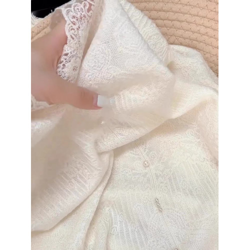 杏色蕾絲針織衫高級感釘珠設計百搭氣質溫柔薄款長袖上衣早秋2025