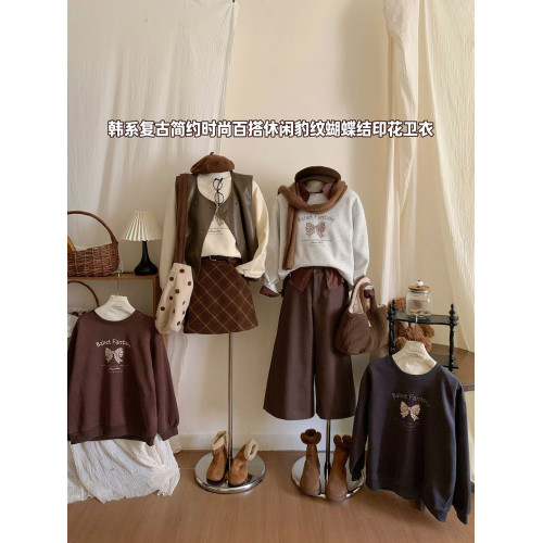 韓版時尚豹紋蝴蝶結圓領長袖衛衣女秋冬寬松休閒百搭減齡套頭上衣 韓版時尚豹紋蝴蝶結圓領長袖衛衣女秋冬寬松休閒百搭減齡套頭上衣