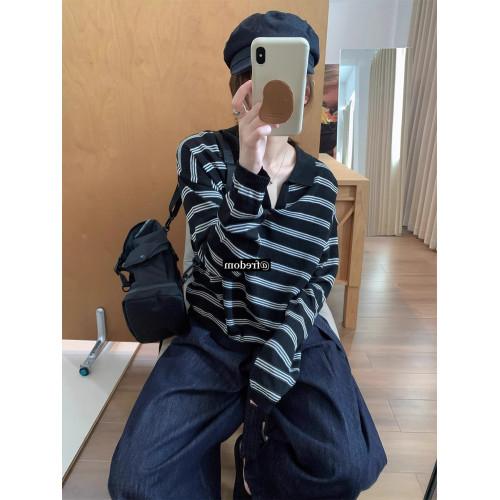 高級感條紋v領Polo針織衫女秋季老錢風翻領毛衣內搭2025秋冬上衣 高級感條紋v領Polo針織衫女秋季老錢風翻領毛衣內搭2025秋冬上衣