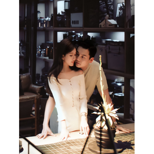 許我耀眼趙露思許妍同款白色一字肩針織衫女早秋修身露鎖骨感上衣