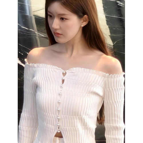 許我耀眼趙露思許妍同款白色一字肩針織衫女早秋修身露鎖骨感上衣