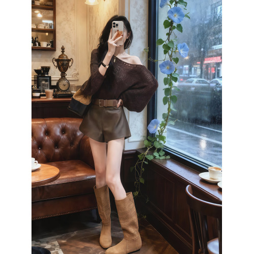 慵懶風咖色斜肩破洞毛衣鏤空針織衫女2025新款韓系氛圍感早秋上衣