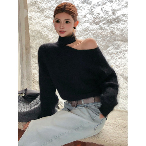 李婉君露絲雪貂紗線白色毛妮女秋冬慵懶風氣質毛針織掛脖露肩上衣