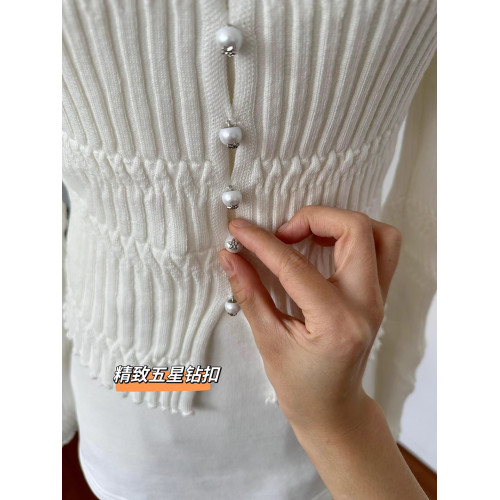 早秋新款趙露思同款白色一字肩針織衫女修身顯瘦露鎖骨高級感上衣