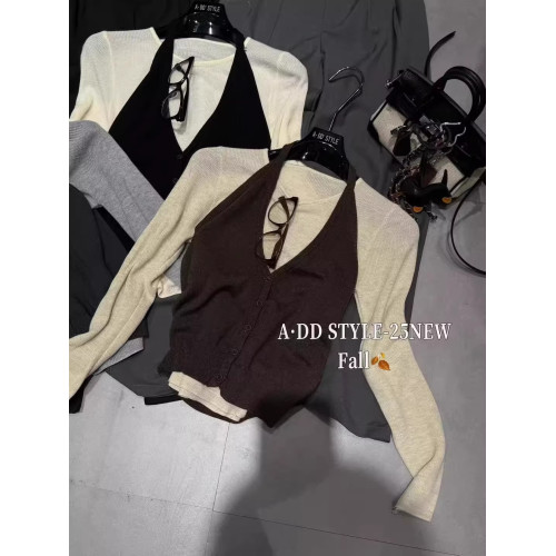 十三行2025秋季新款韓系曡穿打底針織衫V領掛脖吊帶兩件套上衣女