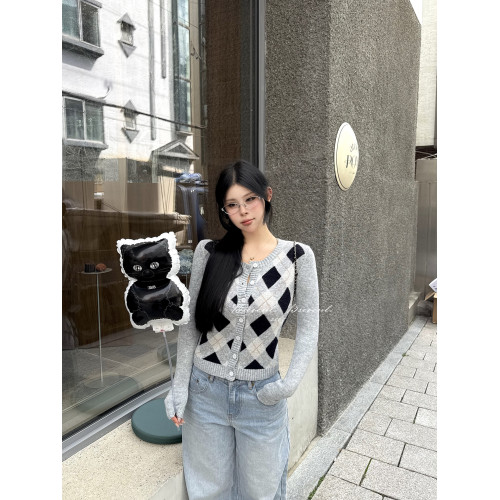 黑澤玄七2025秋季新款微胖長袖毛衣女菱形格提花修身短款開衫外套