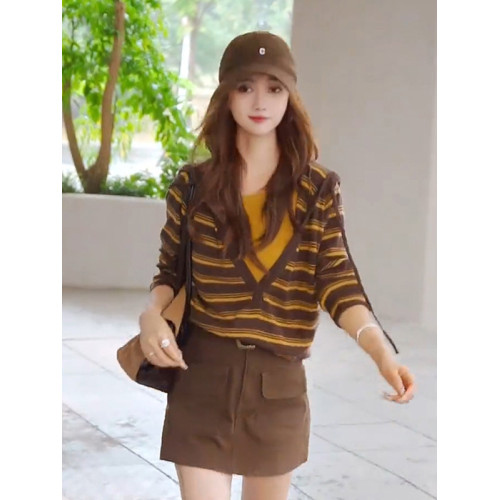 大碼胖mm復古條紋風連帽假兩件針織衫女秋季新款撞色顯瘦遮肉毛衣