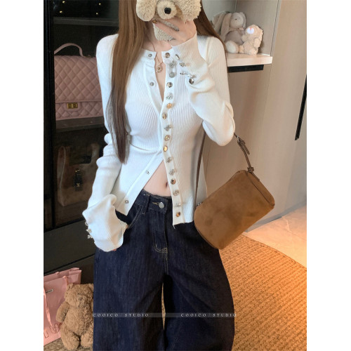 kumikumi高級感白色單排釦長袖針織衫女秋季小衆別致顯瘦百搭上衣