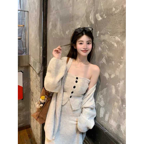 慵懶風中長款針織開衫抹胸背心兩件套酷辣毛衣外套吊帶套裝女秋冬 慵懶風中長款針織開衫抹胸背心兩件套酷辣毛衣外套吊帶套裝女秋冬