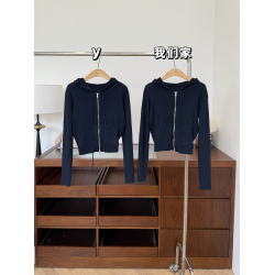 玖月伍【愜意時光】羊毛針織開衫女早秋收腰短款連帽上衣