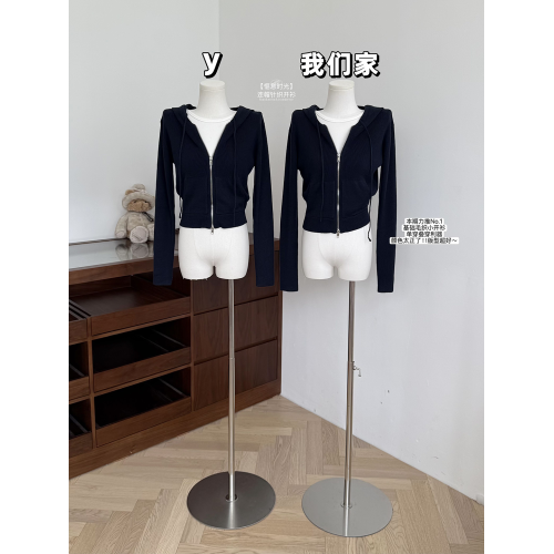 玖月伍【愜意時光】羊毛針織開衫女早秋收腰短款連帽上衣