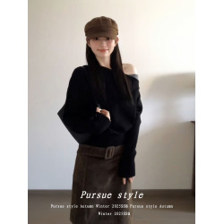 【暗夜序曲】設計感斜肩針織衫女秋季撞色拼接毛衣黑色露肩上衣潮