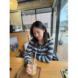 wendy同款 韓代小衆 miu系高智感撞色條紋收腰短款針織開衫外套