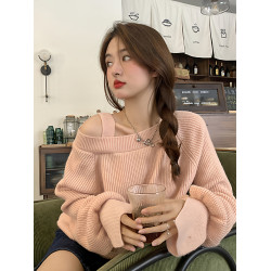 小心機露肩軟糯針織衫毛衣女早秋季設計感小衆法式溫柔風寬松上衣