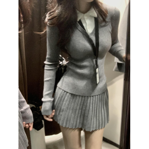 灰色假兩件針織衫女2025早秋新款設計感小衆打底上衣配半身裙套裝