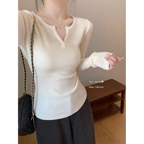 秋裝巨好看修身v領打底衫女裝早秋減齡毛衣長袖內搭秋冬針織上衣