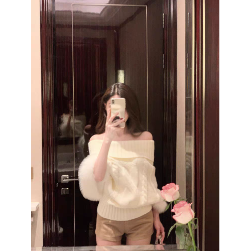 慵懶風一字肩毛衣女2025秋冬氣質名媛純欲露肩上衣寬松毛領針織衫
