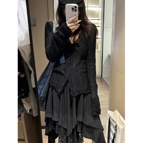 慵嬾老錢風白色鏤空馬海毛針織開衫女秋冬高級感收腰毛衣罩衫外套