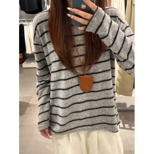 垂感軟糯加厚磨毛T恤女秋季松弛感針織內搭條紋撞色寬松長袖上衣 垂感軟糯加厚磨毛T恤女秋季松弛感針織內搭條紋撞色寬松長袖上衣