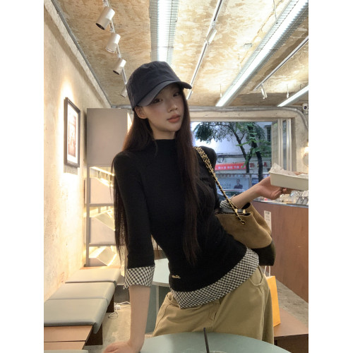 紅人館毛衣女春季慵懶高級感套頭黑色上衣修身半高領假兩件針織衫