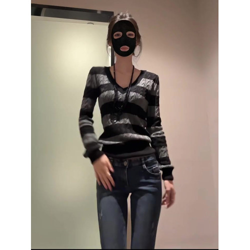 韓系慵懶撞色條紋V領毛衣女秋季2025新款軟糯內搭打底針織衫上衣 韓系慵懶撞色條紋V領毛衣女秋季2025新款軟糯內搭打底針織衫上衣