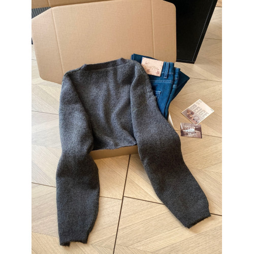 撞色字母套頭毛衣女秋冬穿搭長袖圓領純欲洋氣好看短款針織衫上衣 撞色字母套頭毛衣女秋冬穿搭長袖圓領純欲洋氣好看短款針織衫上衣