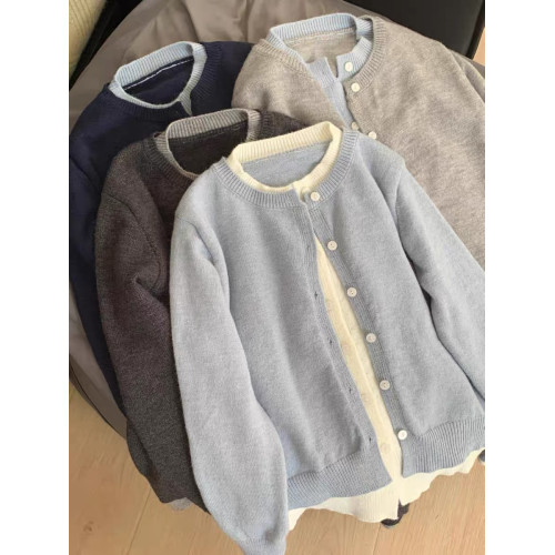 韓系深秋chic撞色假兩件灰色針織開衫外套女慵懶高級外搭毛衣上衣 韓系深秋chic撞色假兩件灰色針織開衫外套女慵懶高級外搭毛衣上衣