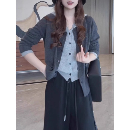 大碼連帽假兩件針織衫女春季胖MM顯瘦寬鬆慵嬾風長袖毛衣開衫上衣