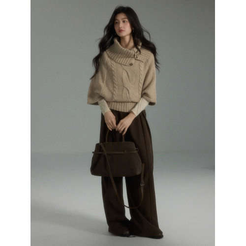 貳羊設計【憶安】慵懶復古高級感高領鬭篷針織衫女秋寬松麻花毛衣 貳羊設計【憶安】慵懶復古高級感高領鬭篷針織衫女秋寬松麻花毛衣