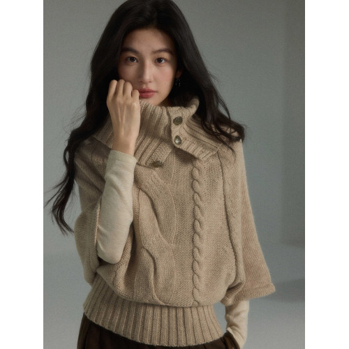 貳羊設計【憶安】慵懶復古高級感高領鬭篷針織衫女秋寬松麻花毛衣 貳羊設計【憶安】慵懶復古高級感高領鬭篷針織衫女秋寬松麻花毛衣