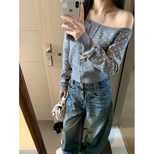 韓系灰色波點長袖針織開衫女秋季設計感小衆顯瘦內搭斜領露肩上衣