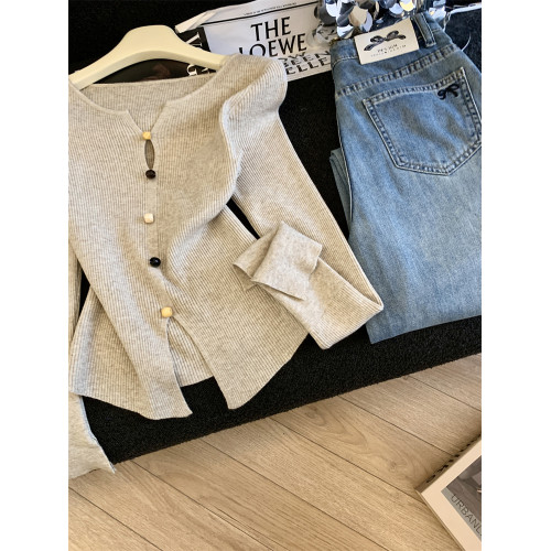 Jade Closet店推薦~美德拉甜美風設計感套頭長袖針織小衫春秋