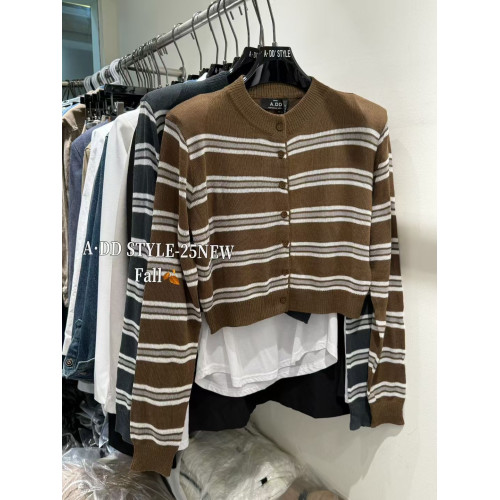 韓國東大門早秋新款百搭顯瘦撞色條紋設計感圓領針織毛衣開衫上衣