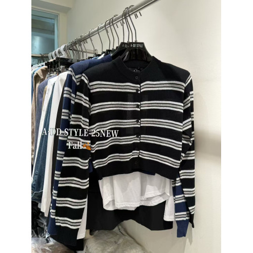 韓國東大門早秋新款百搭顯瘦撞色條紋設計感圓領針織毛衣開衫上衣