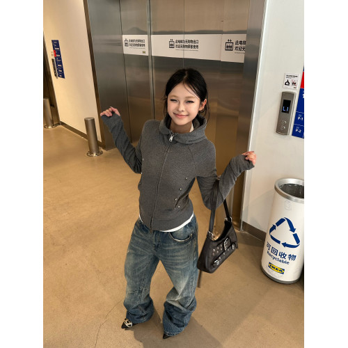 美式高街鉚釘修身收腰連帽衛衣女秋季2025新款設計感拉鍊開衫外套 美式高街鉚釘修身收腰連帽衛衣女秋季2025新款設計感拉鍊開衫外套