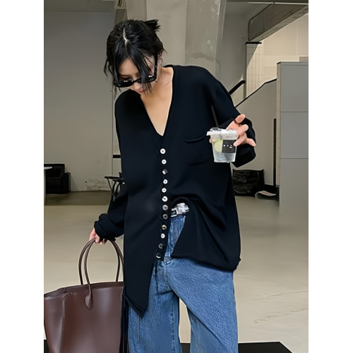 黑色V領單排釦針織衫2025秋季大碼胖MM寬松百搭時髦長袖女士上衣 黑色V領單排釦針織衫2025秋季大碼胖MM寬松百搭時髦長袖女士上衣