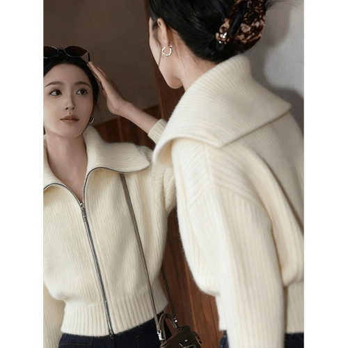 溫柔風白色大翻領拉鍊針織開衫女秋冬新款慵懶風百搭時尚毛衣外套