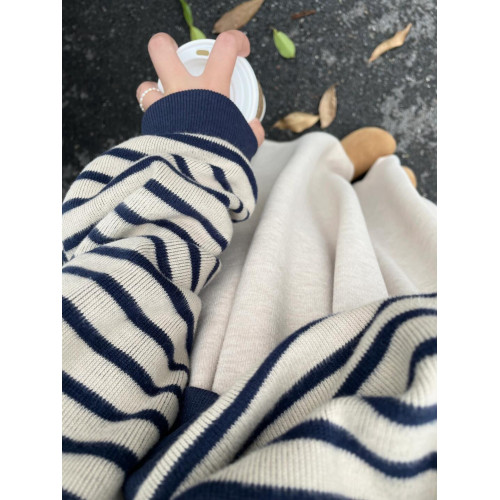 復古條紋長袖圓領衛衣女秋裝2025新款寬松設計感大碼休閒針織上衣 復古條紋長袖圓領衛衣女秋裝2025新款寬松設計感大碼休閒針織上衣