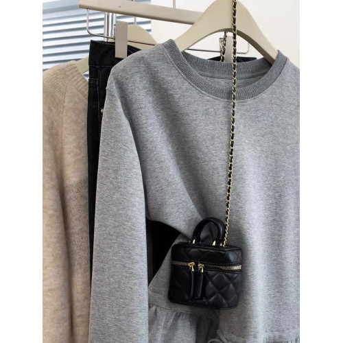 原單撤櫃設計感小衆荷葉邊下擺長袖T恤女高級感寬松上衣潮流 原單撤櫃設計感小衆荷葉邊下擺長袖T恤女高級感寬松上衣潮流