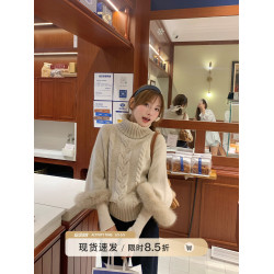 切糕自製小個子秋冬燕麥色上衣女設計感顯瘦復古質感高領麻花毛衣