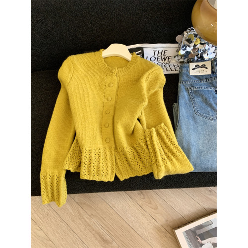 Jade Closet店推薦~美德拉甜美風設計感鏤空拼接針織開衫毛衣