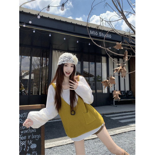 韓版曡穿時尚套裝女秋季2025新款打底長袖襯衫針織背心上衣兩件套 韓版曡穿時尚套裝女秋季2025新款打底長袖襯衫針織背心上衣兩件套